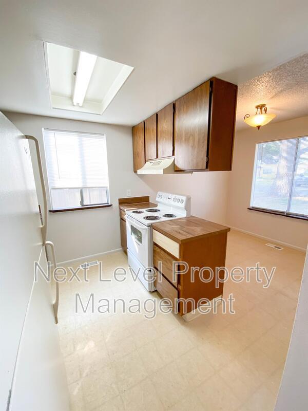 Foto del edificio - 1101 5th Avenue East - 4