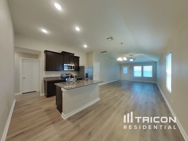 Building Photo - 7244 Littlefoot Ln