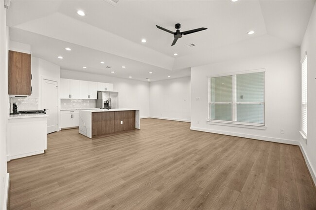 Building Photo - 2632 Seaglass Vw Dr