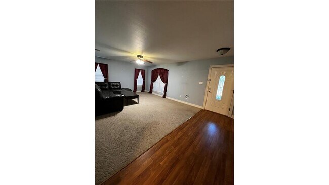 Foto del edificio - 1825 Glenway Dr