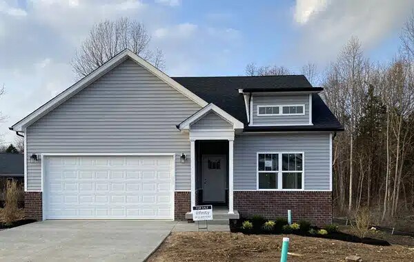 Foto principal - 1214 Poplar Trace Way