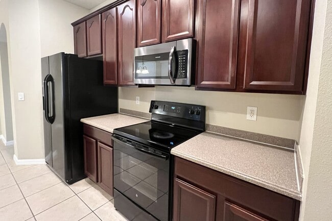 Building Photo - 105 Magnolia Park Trl