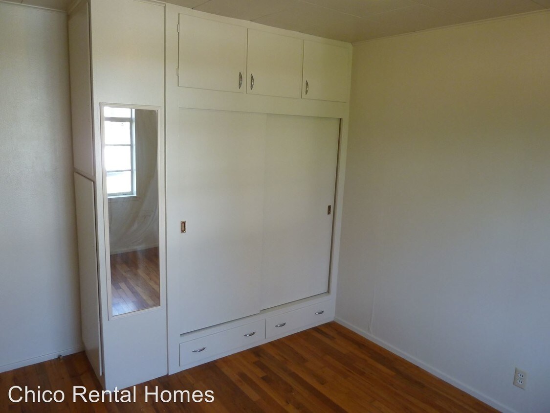 Foto del edificio - 286 E 8th Ave