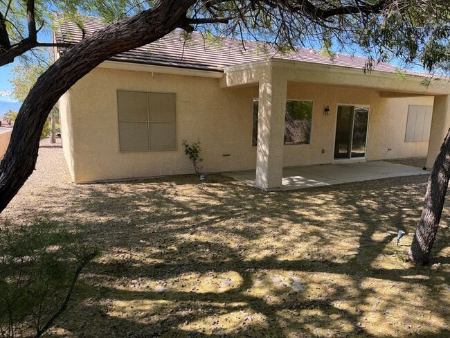 Building Photo - 2168 Sawtooth Mountain Dr