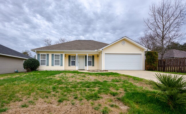 Beautiful Home In Gated Community House For