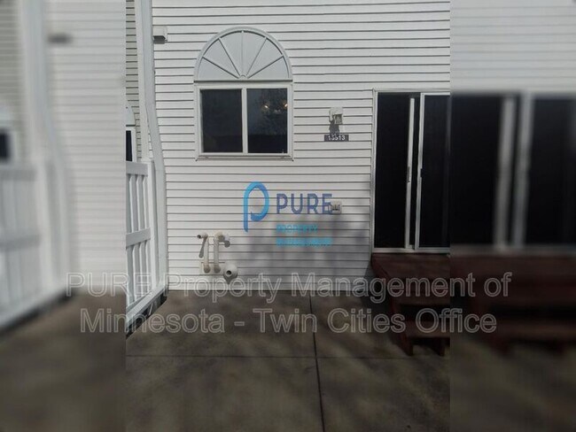 Foto del edificio - 15513 Flyboat Ln