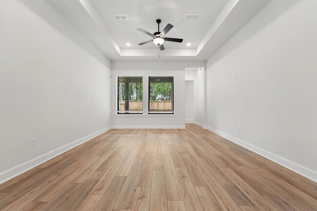 Building Photo - 10518 William Pk Dr