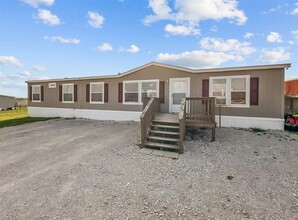Building Photo - 303 Mesa Rdg
