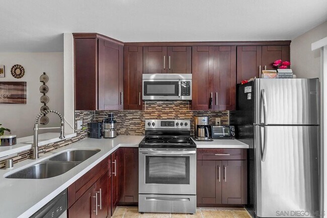 Foto del edificio - 452 Verde Ridge Ct