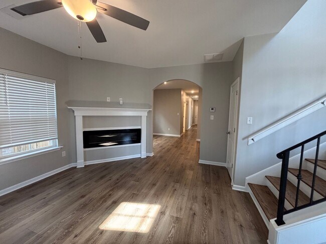 Foto del edificio - 10147 Sterling Ridge Dr