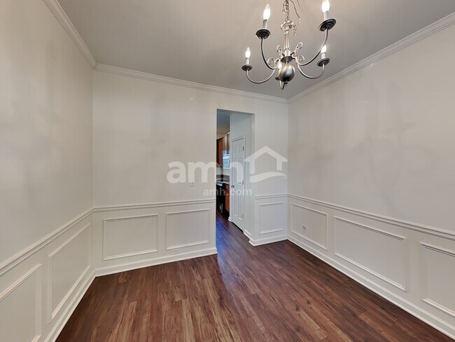 Foto del edificio - 4996 Amethyst Dr