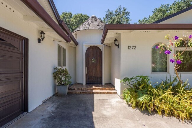 Foto del edificio - 1272 Windimer Dr