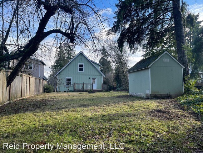 Foto del edificio - 3 br, 2 bath House - 1185 Shorewood Drive