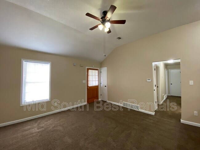 Foto del edificio - 5202 Chantilly Dr