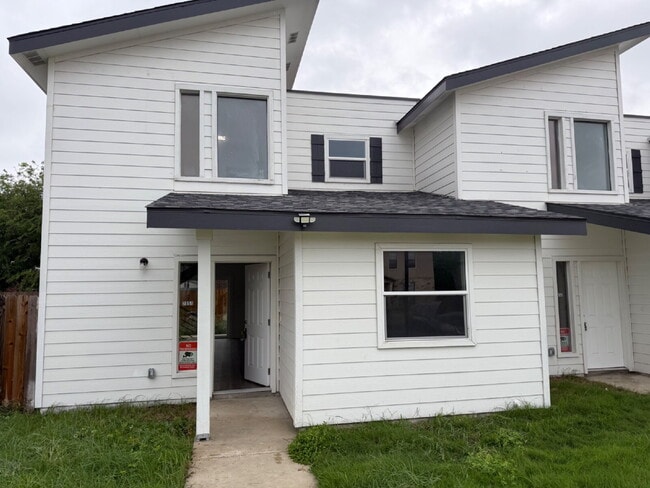 Foto del edificio - Beautiful 3 bed/3 bath Available in North East San Antonio