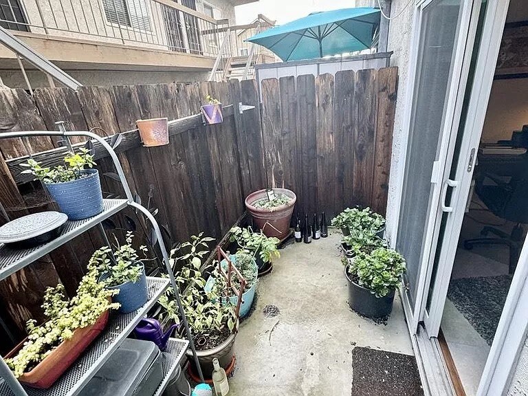 Foto principal - 4550 Bancroft St