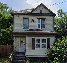 Building Photo - 308 Summit Ave