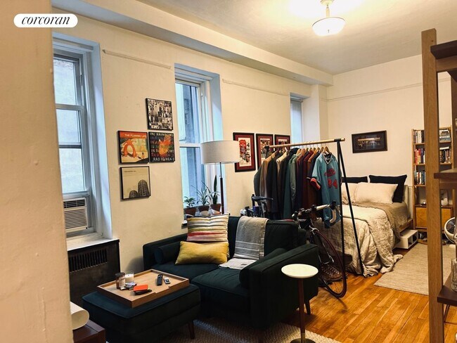 Foto del edificio - 101 W 80th St