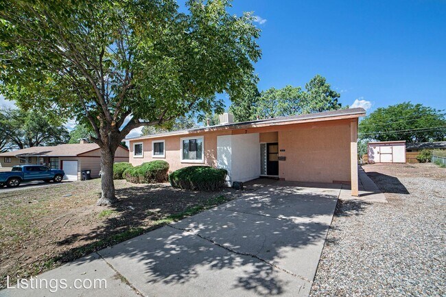 Foto del edificio - 3 br, 2 bath House - 7 Robertson Rd