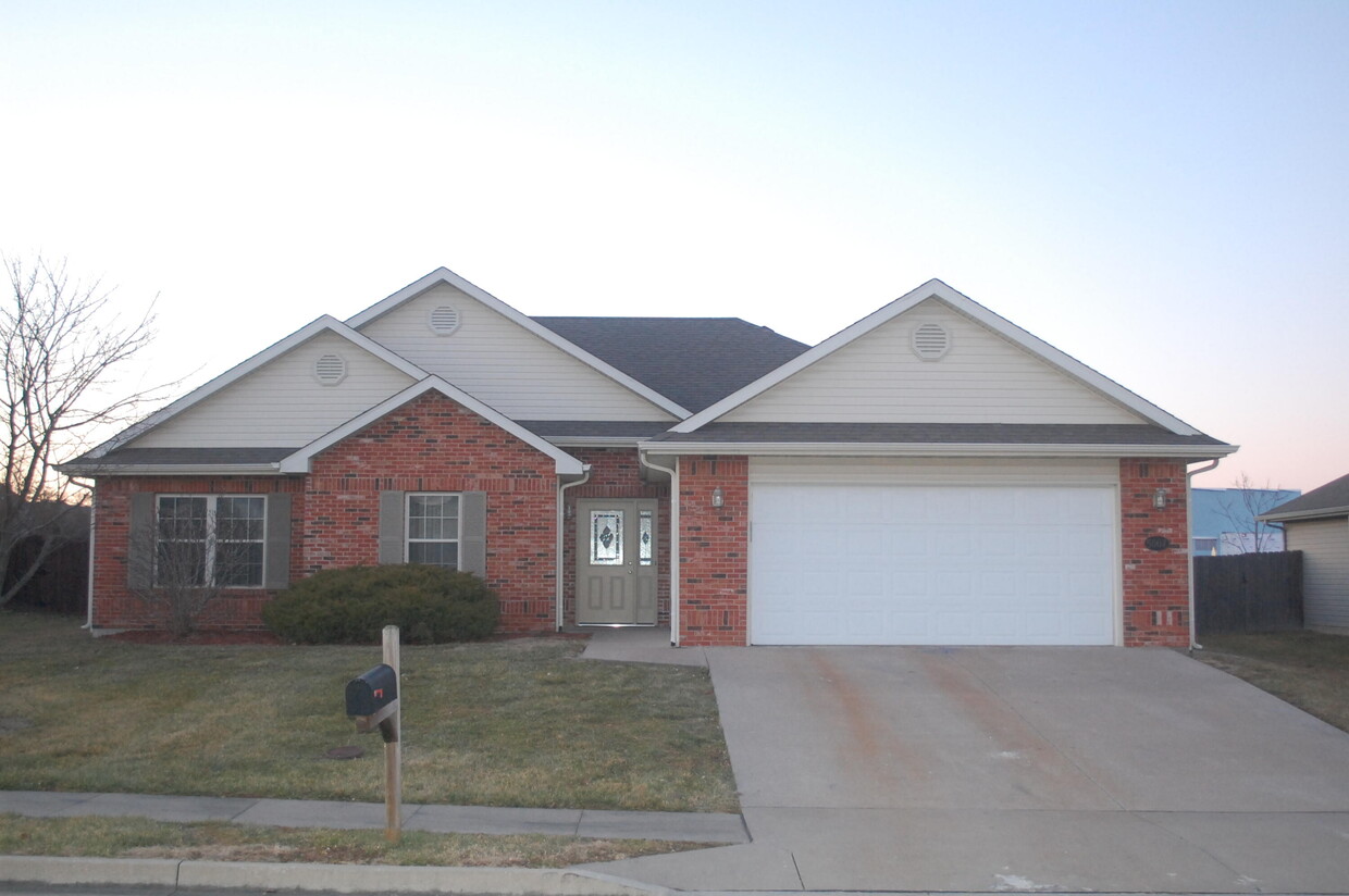 Foto principal - 5007 Craydon Dr