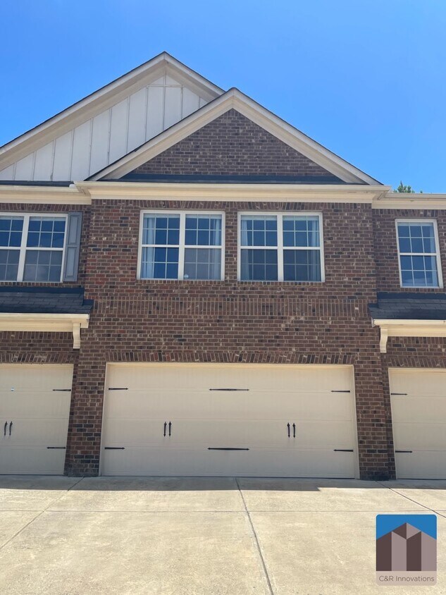 Foto principal - 805 Pleasant Hill Rd NW