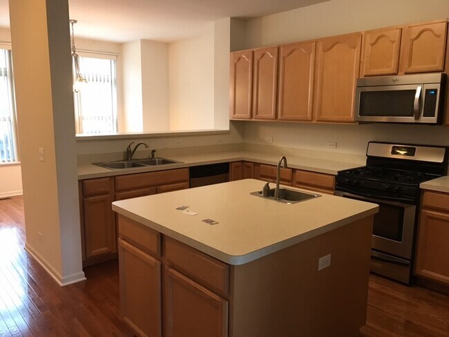 Foto del edificio - 717 Keystone Ln