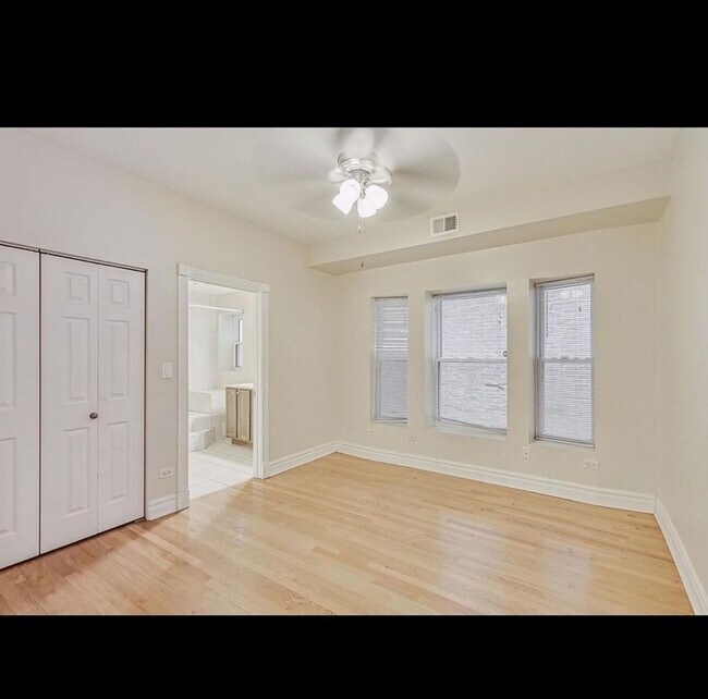 Foto del edificio - 4529 S Prairie Ave