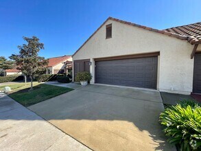 Building Photo - 12211 Bajada Rd