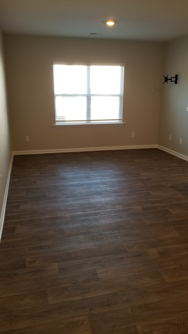 Building Photo - 108 Southridge Ct