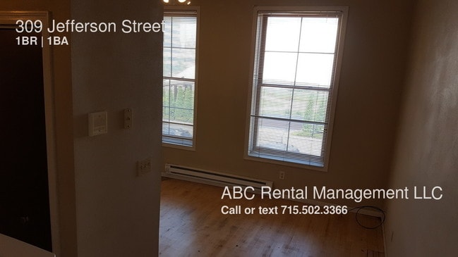 Foto del edificio - 309 Jefferson St