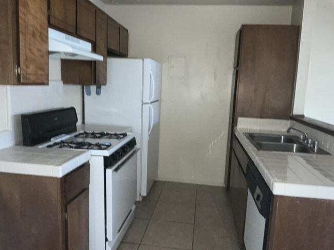 Foto del edificio - 908 W. Cameron St.
