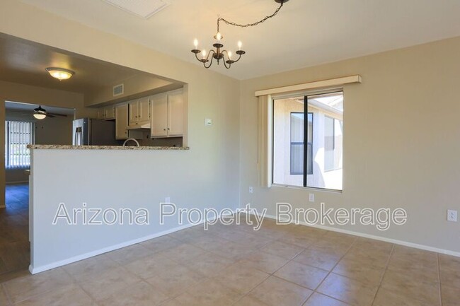 Building Photo - 14126 W Pennystone Dr