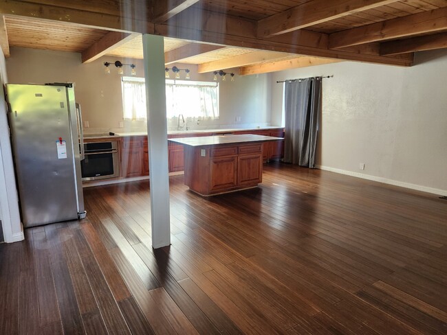 Building Photo - 31589 Success Valley Dr