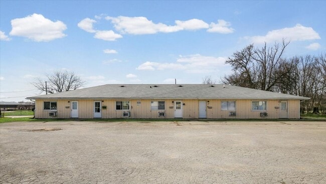 Building Photo - 1210Major