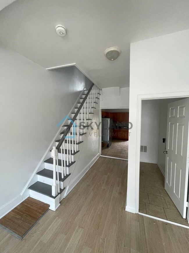 Foto del edificio - 4819 Parrish St