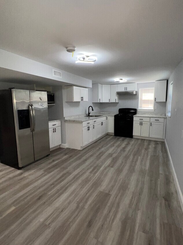 125 Alps Rd Unit 1, Wayne, NJ 07470 Apartments in Wayne, NJ