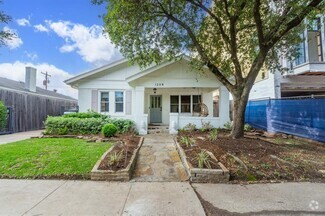 Building Photo - 1209 W Pierce St