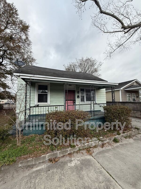 Building Photo - 1109 Dock St