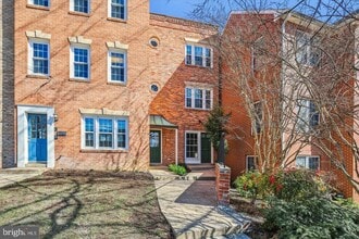 Building Photo - 4427 MacArthur Blvd NW