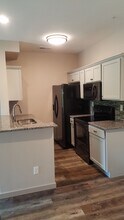Building Photo - 325 Majestic Dr