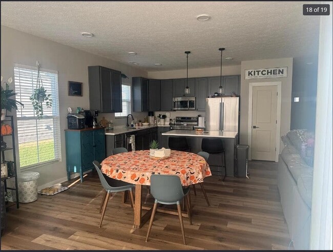 Foto del edificio - 566 Rochdale Run