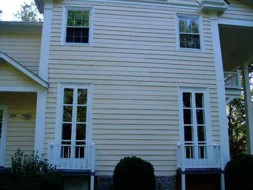 Building Photo - 203 S Cameron St