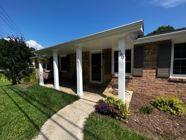 Building Photo - 980 Brookside Camp Rd