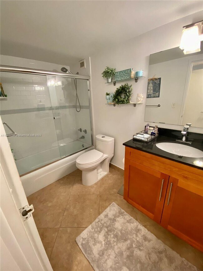 3180 S Ocean Dr Unit 507, Hallandale Beach, FL 33009 Condo for Rent