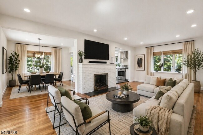 Foto del edificio - 296 Glen Ave