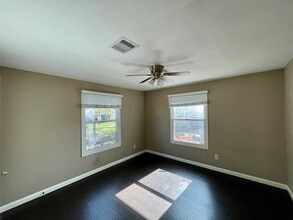 Building Photo - 206 Frawley St