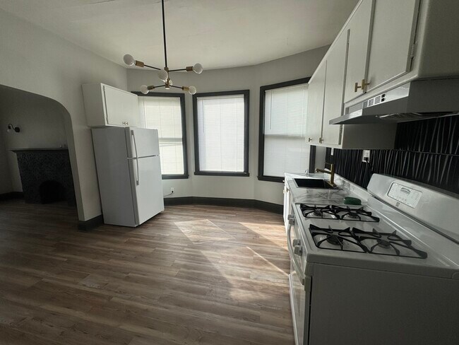 Foto del edificio - 2431 S 34th St