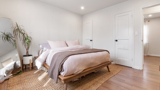 Building Photo - 44 Schlosser Dr