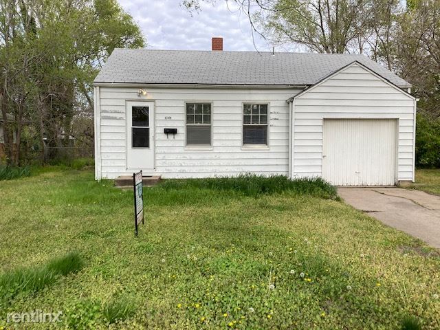 Primary Photo - 2 br, 1 bath House - 610 N Saint Clair St