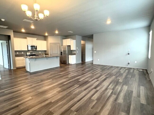 Foto del edificio - Gorgeous 2 Bedroom Home with Office!